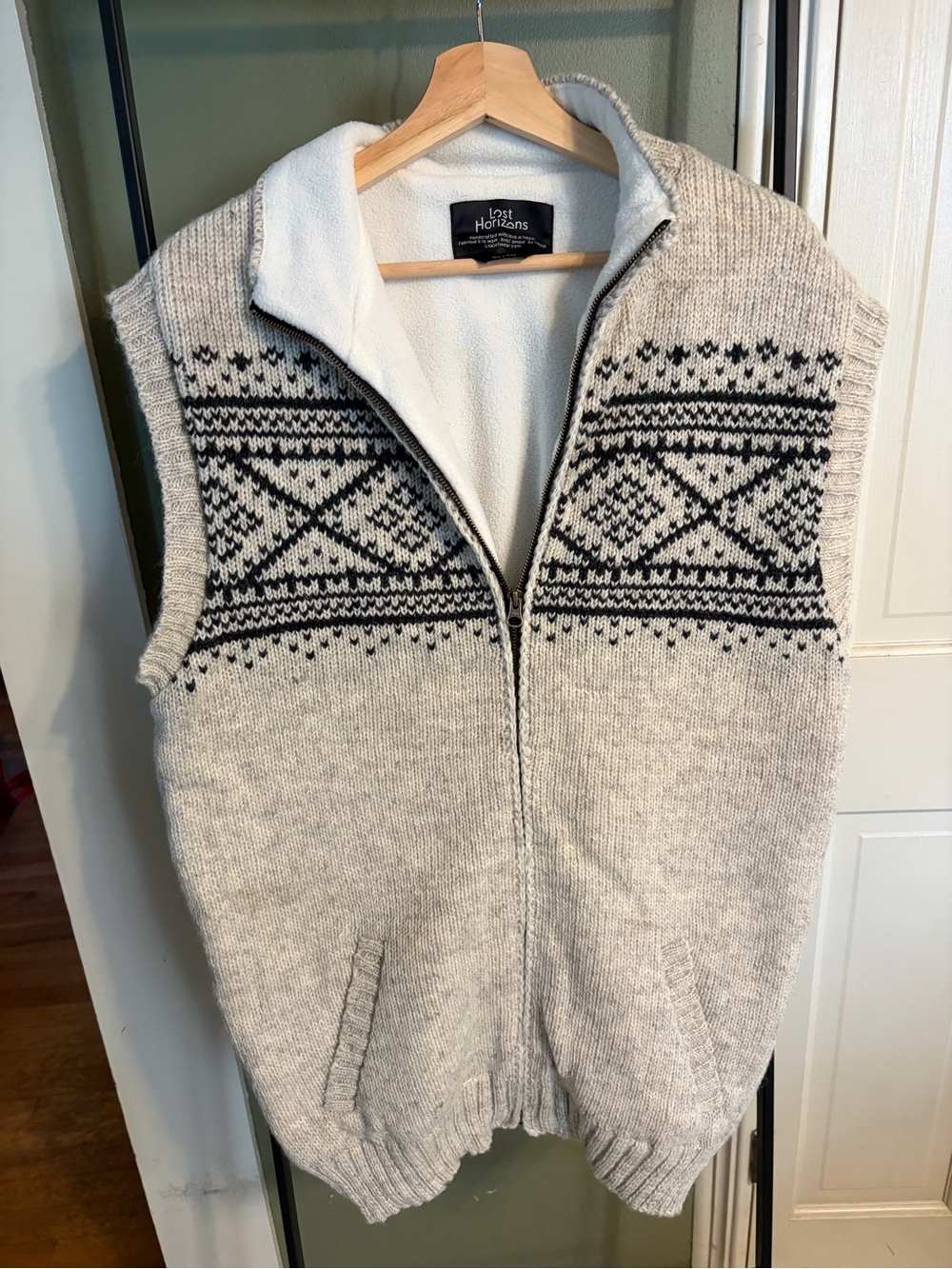 100% Wool Sweater Vest Lost Horizons